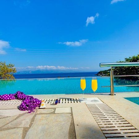 Villa Terra Del Nonno With Sea Views & Pool Гайос Экстерьер фото
