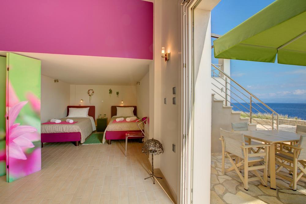 Villa Terra Del Nonno With Sea Views & Pool Гайос Номер фото