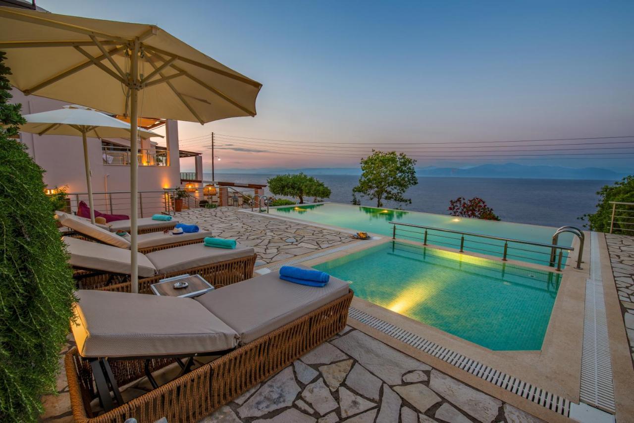 Villa Terra Del Nonno With Sea Views & Pool Гайос Экстерьер фото