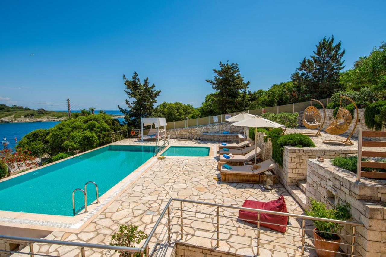 Villa Terra Del Nonno With Sea Views & Pool Гайос Экстерьер фото