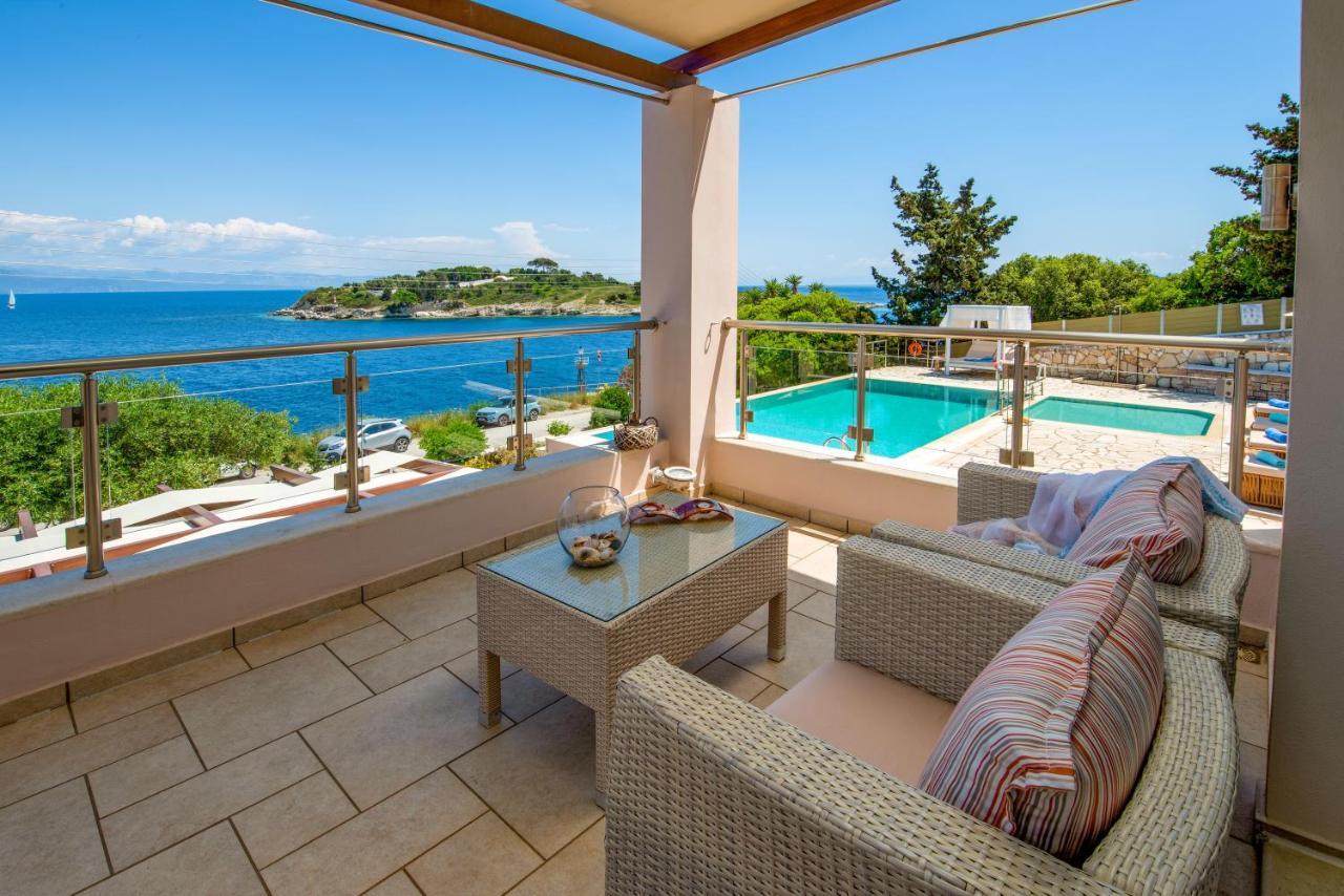 Villa Terra Del Nonno With Sea Views & Pool Гайос Экстерьер фото